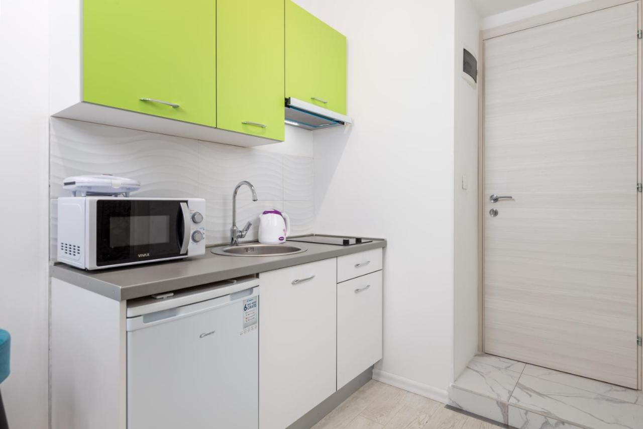 Studio Apartments Fran'S Rijeka Bagian luar foto
